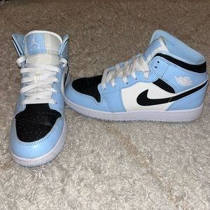 mike air jordan 1 mid